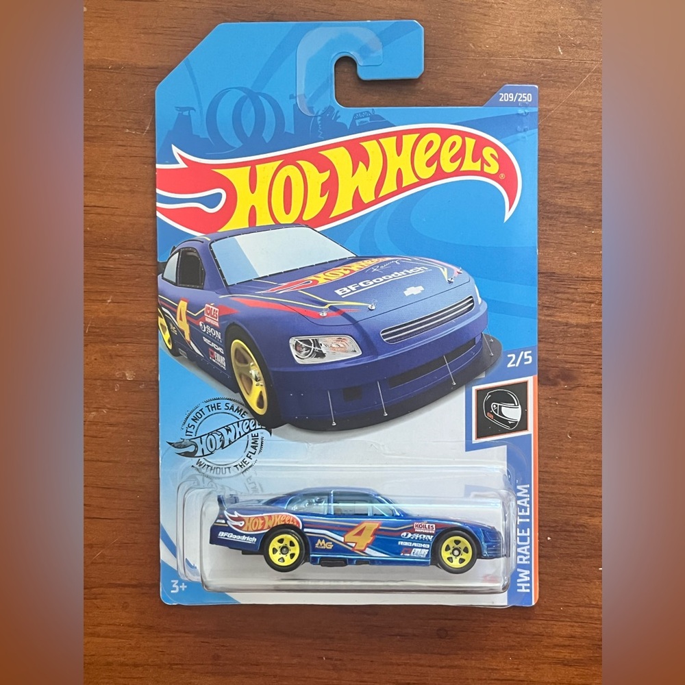 Hot Wheels 2010 Chevy Impala blue diecast car 1/64